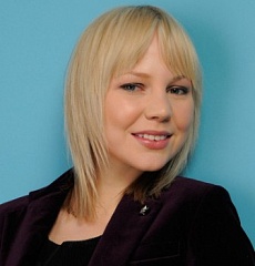   (Adelaide Clemens)