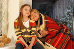 кадр из фильм "Любовь-морковь 2", актрисы Кристина Орбакайте и Алина Булынко