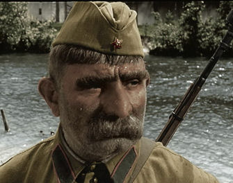 кадр из фильма "Отец солдата"