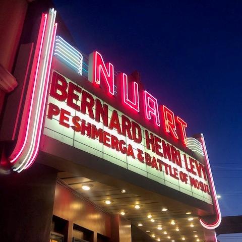 Кинотеатрам Лос-Анджелеса разрешат заполнять залы наполовину