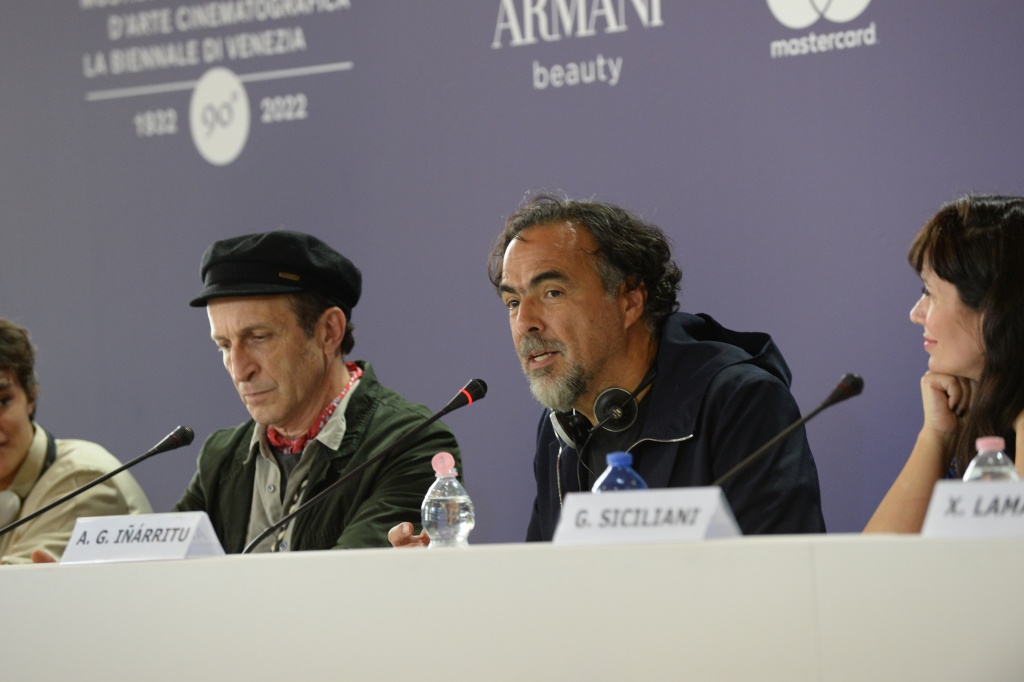 пресс-конференция фильма Бардо на Венецианском фестивале