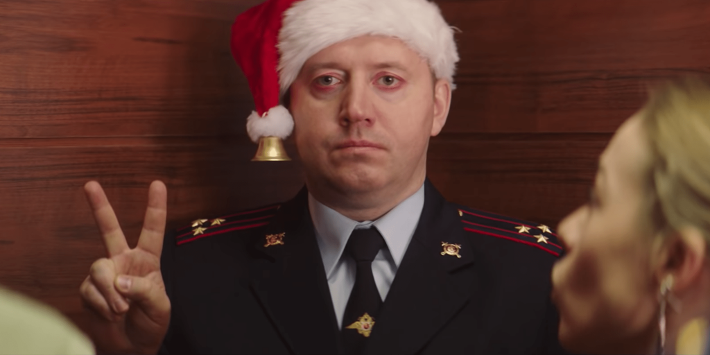 Кадр из фильма "Полицейский с Рублевки. Новогодний беспредел 2"