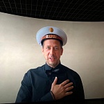 Военным морякам Владивостока показали фильм «Нахимовцы»