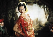 кадр из фильма Королева Испании